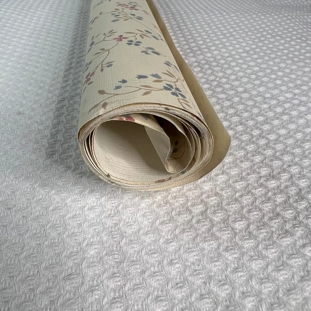 Vintage‎ Floral Wallpaper Roll Cream Blue Mauve Botanical Vine 20.5in x ~56in